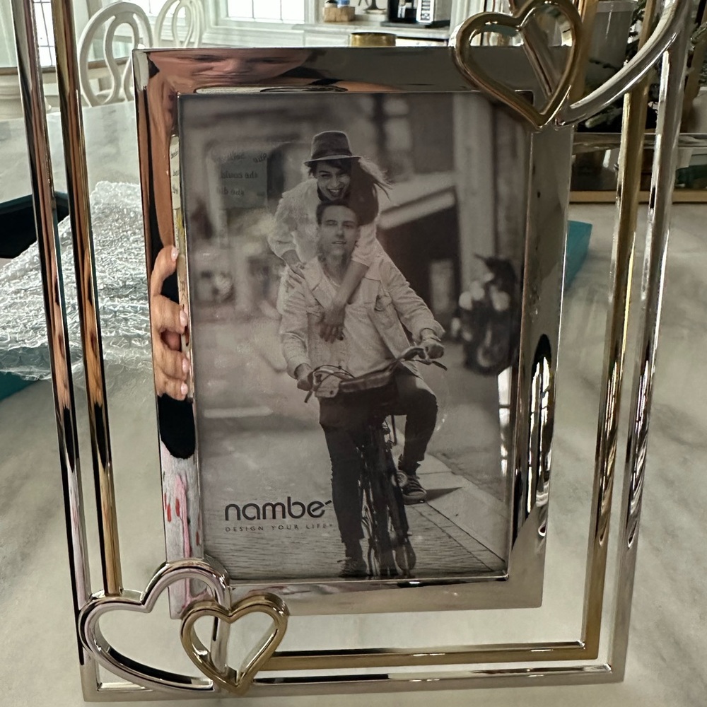 Nambe Dual Heart Silver and Gold Frame - Picture 3 of 6